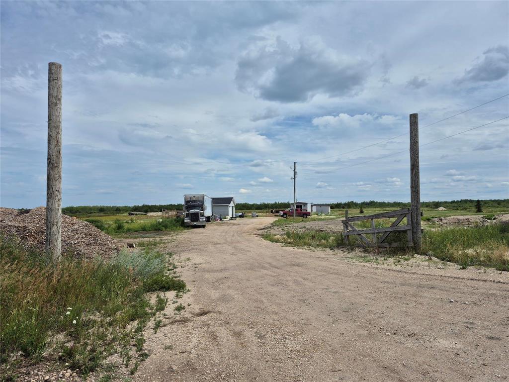 Photo 39 of 42063 41 E Road, Ste Anne MB