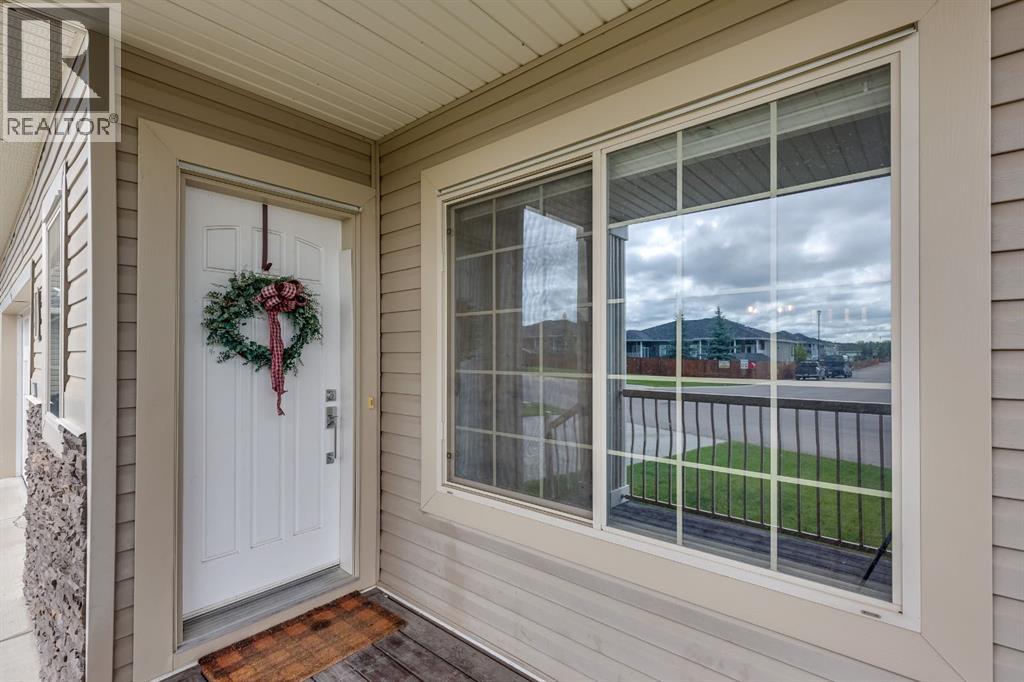 Photo 4 of 812 Stonehaven Drive, Carstairs AB