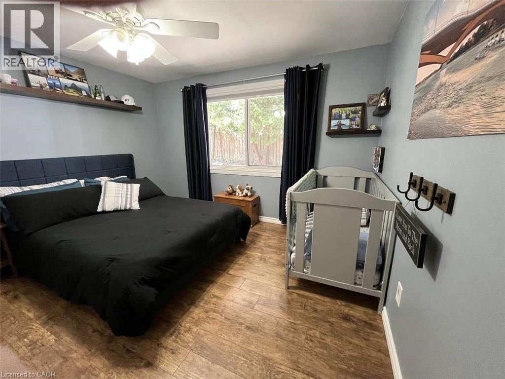 Photo 36 of 915 Governors Road, Dundas ON