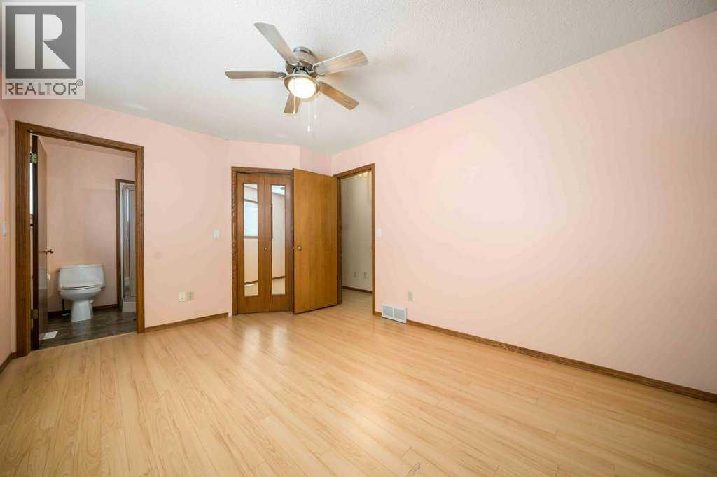 Photo 20 of 83 Stapeford Crescent Se, Medicine Hat AB