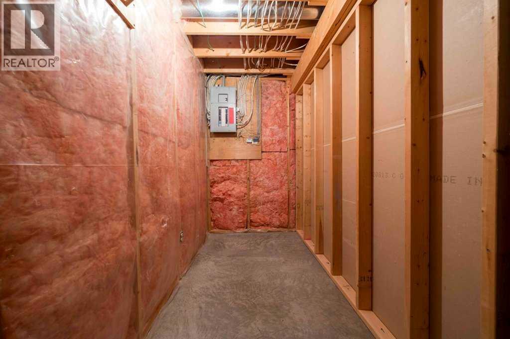 Photo 24 of 83 Stapeford Crescent Se, Medicine Hat AB