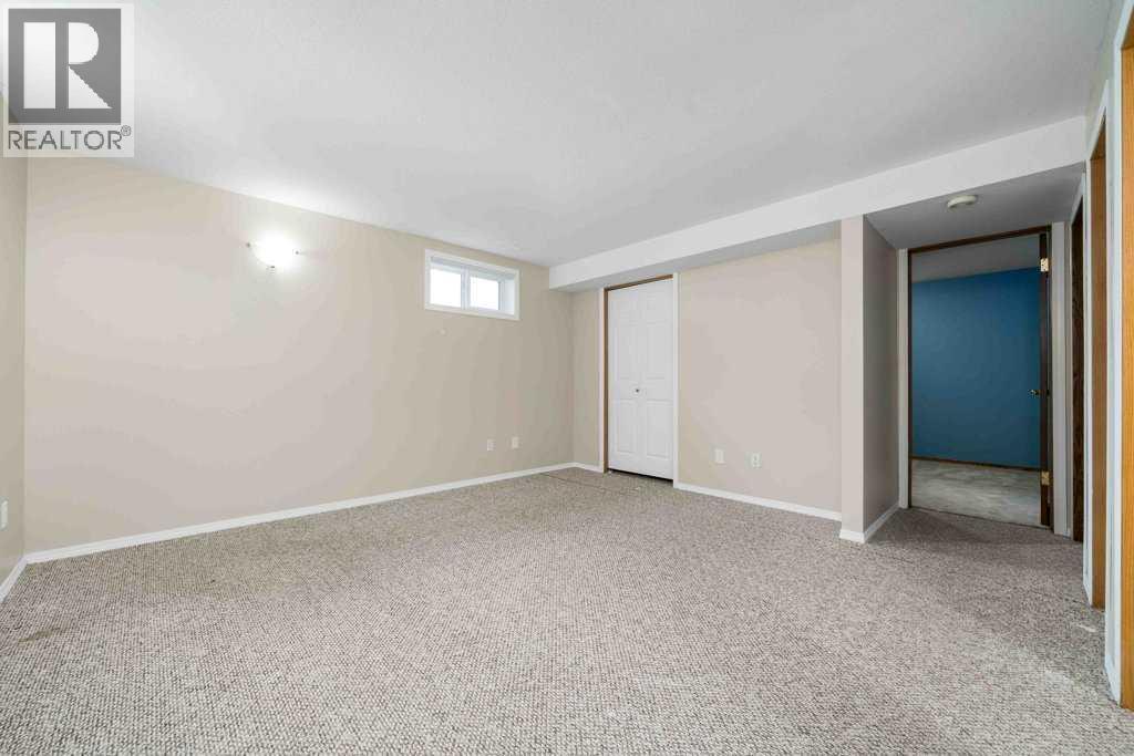 Photo 25 of 83 Stapeford Crescent Se, Medicine Hat AB