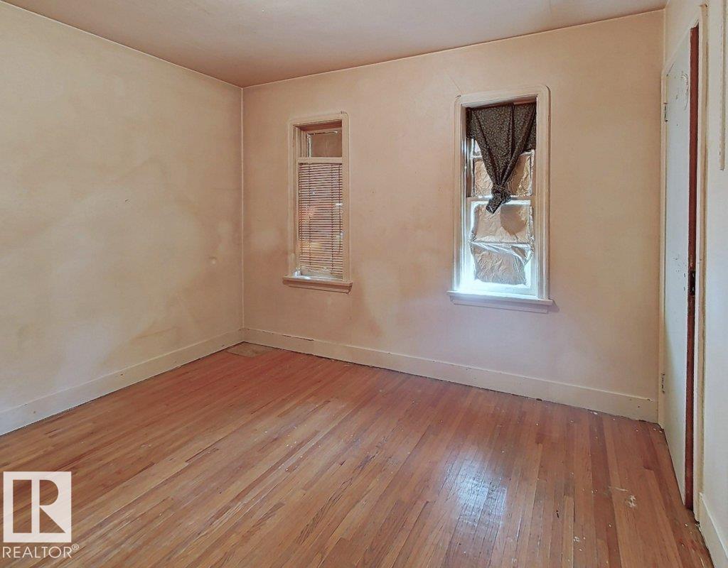 11345 93 ST NW, Edmonton