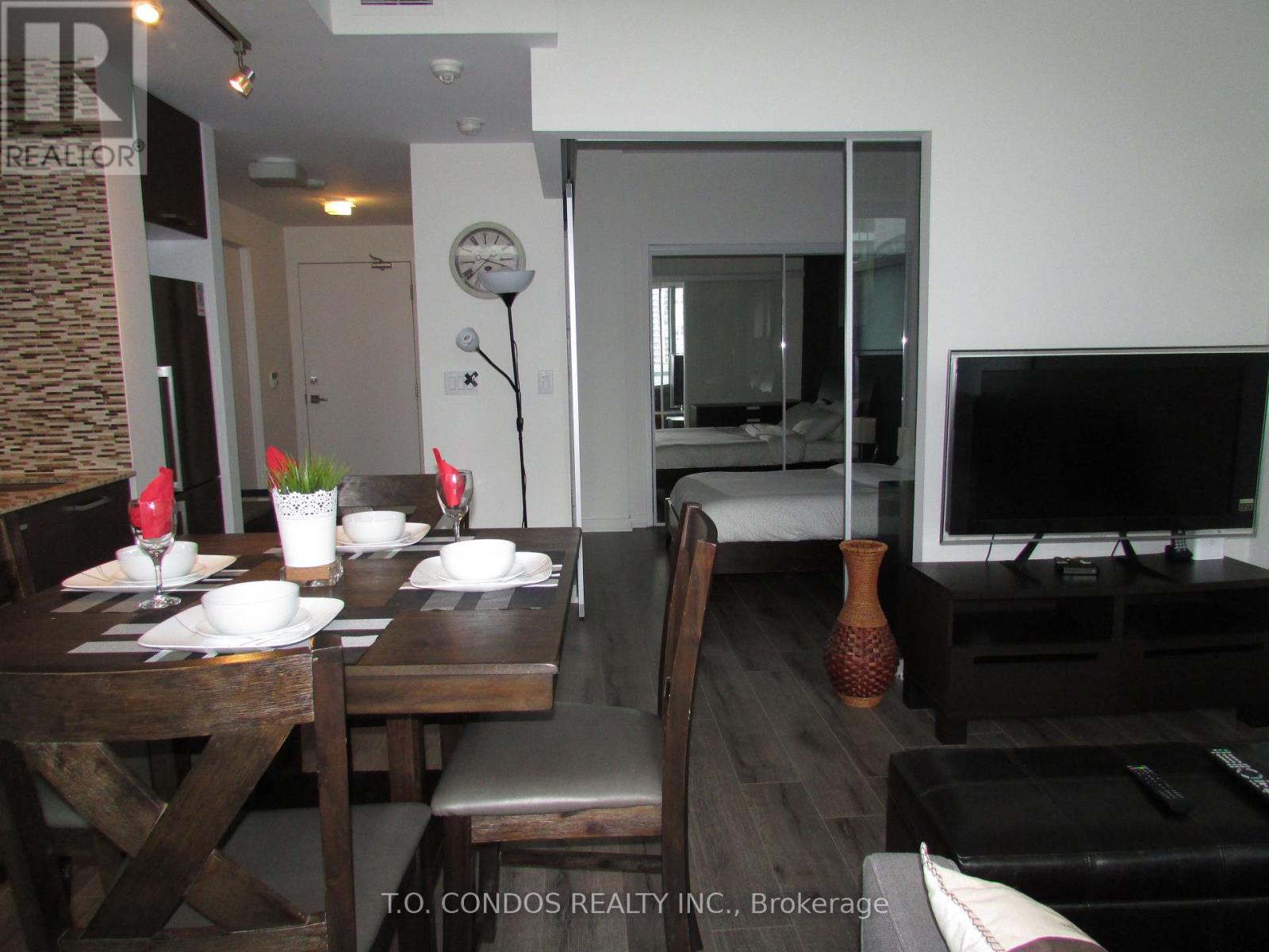 Photo 7 of 1901 12 York Street, Toronto ON
