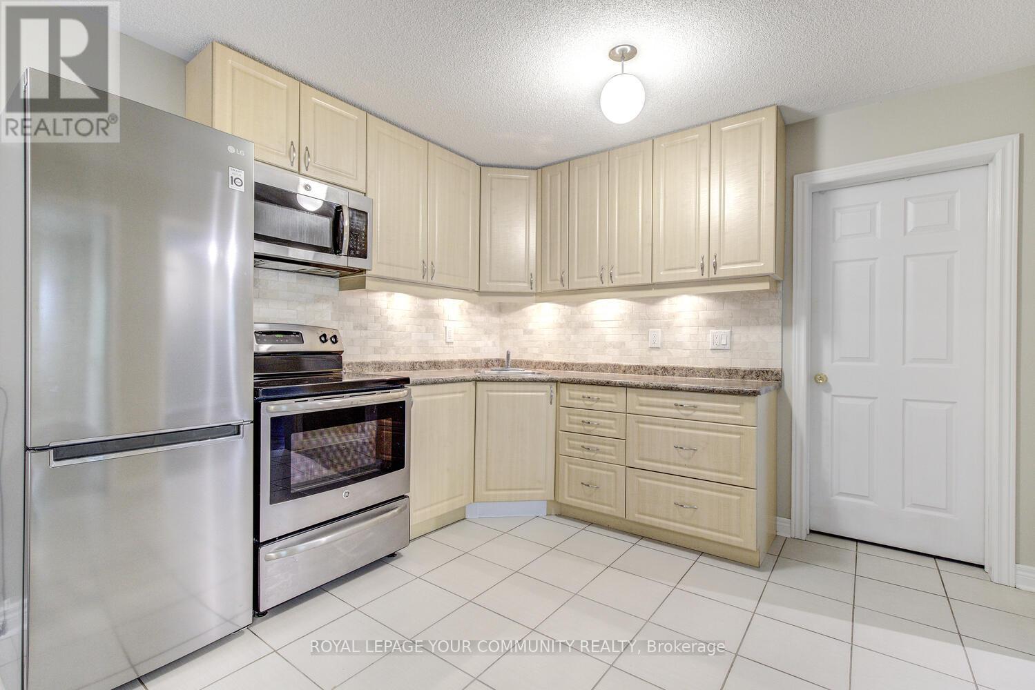 Photo 8 of Ground Flr W O Basement 310 Golden Forest Road, Vaughan ON