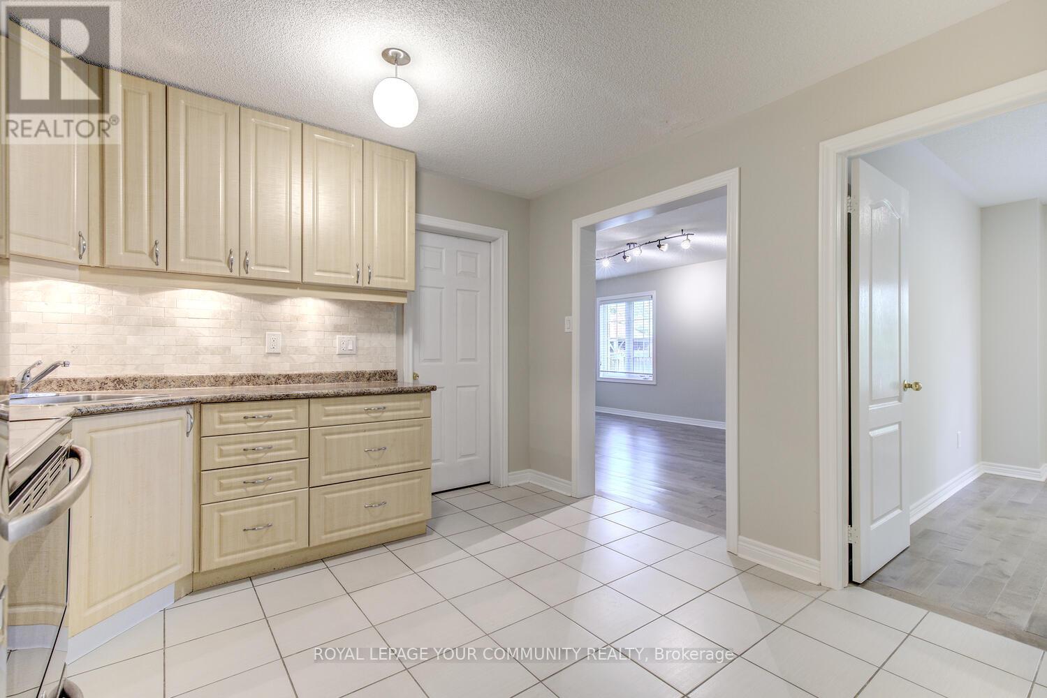 Photo 9 of Ground Flr W O Basement 310 Golden Forest Road, Vaughan ON