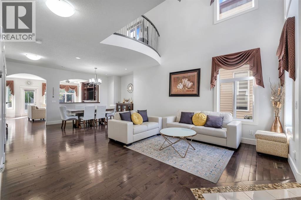 Photo 9 of 129 Saddlelake Grove, Calgary AB