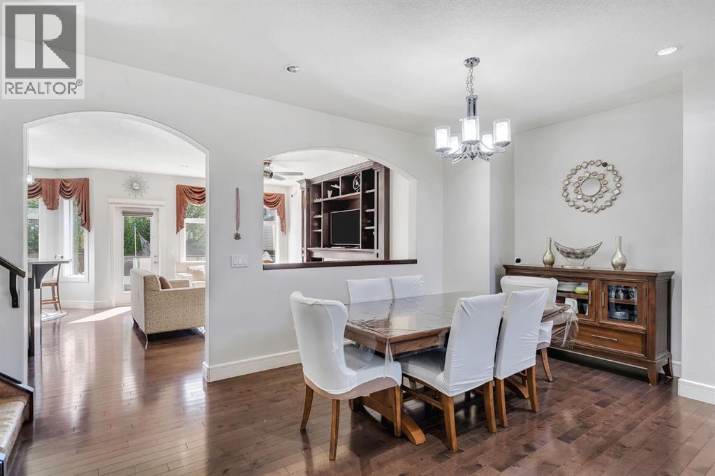 Photo 11 of 129 Saddlelake Grove, Calgary AB
