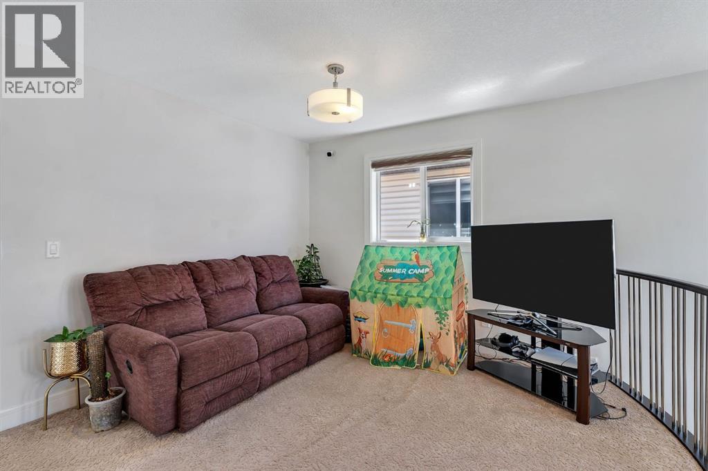 Photo 21 of 129 Saddlelake Grove, Calgary AB
