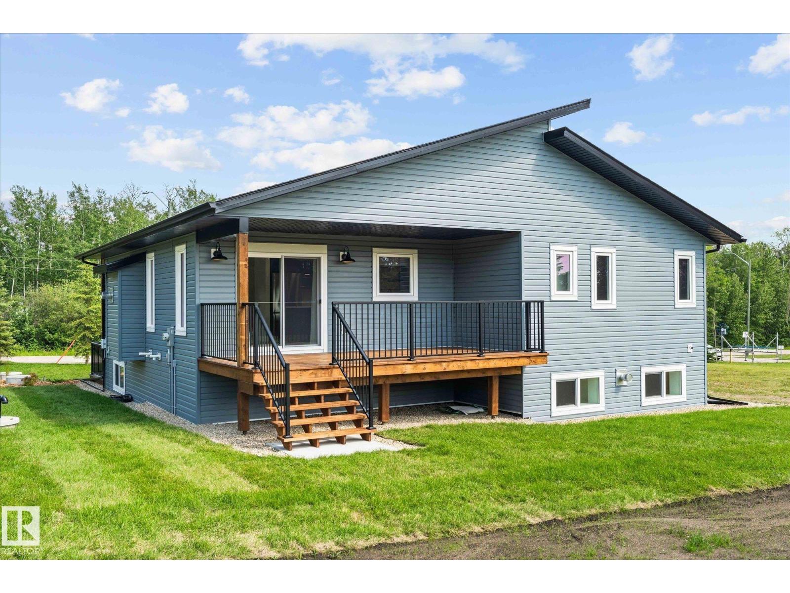 Photo 54 of 102 1 Street Yellowstone, Rural Lac Ste Anne County AB