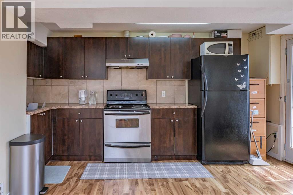 Single Family House 4 Level for Sale in  Castleglen Road NE Castleridge Calgary 