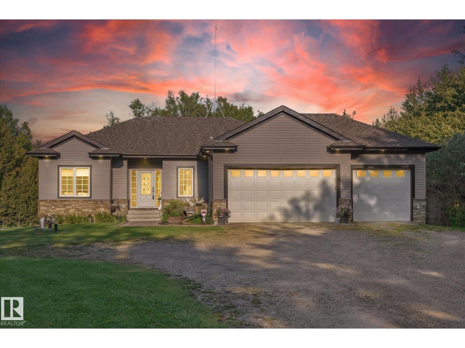 Photo 1 of 14 50529 Rge Road 21, Rural Parkland County AB