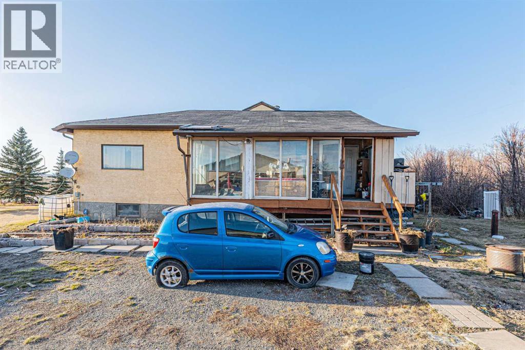 Photo 1 of 266110 1014 Drive E, Rural Foothills County AB