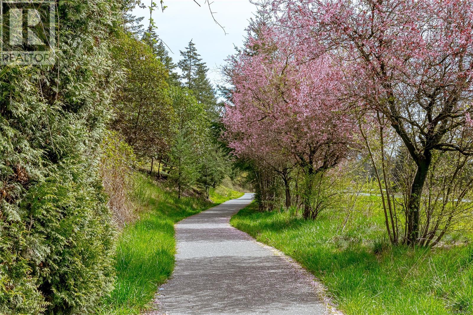 Photo 30 of 73 25 Maki Rd, Nanaimo BC