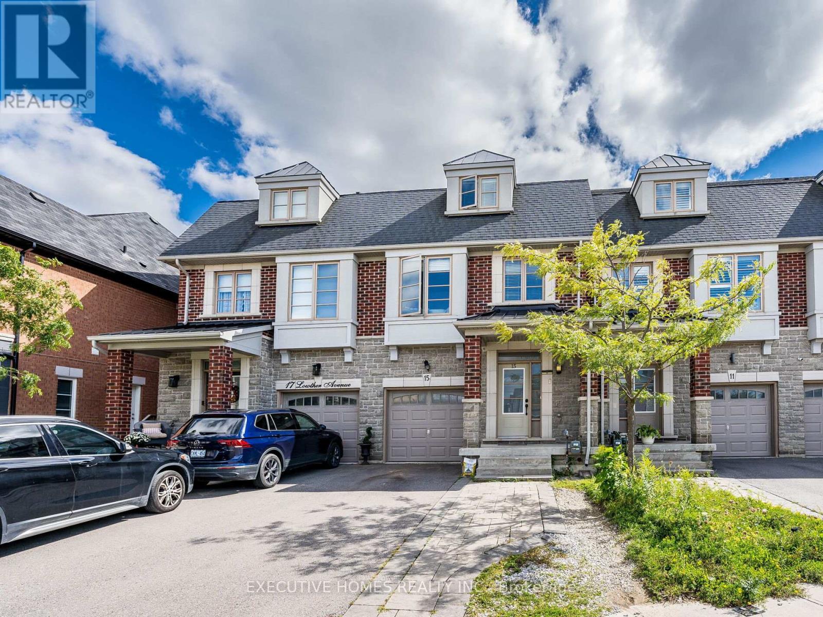 Photo 1 of 15 Lowther Avenue, Richmond Hill ON