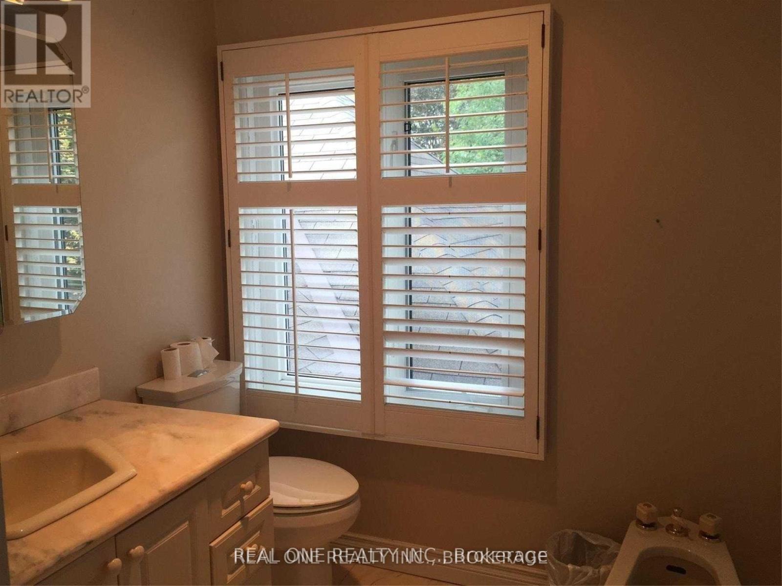 Photo 10 of 2nd Fl Rm 1 3501 Kingbird Court, Mississauga ON