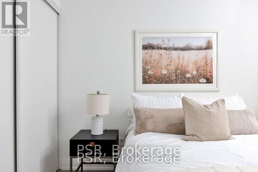 Photo 12 of 807 286 Main Street, Toronto ON
