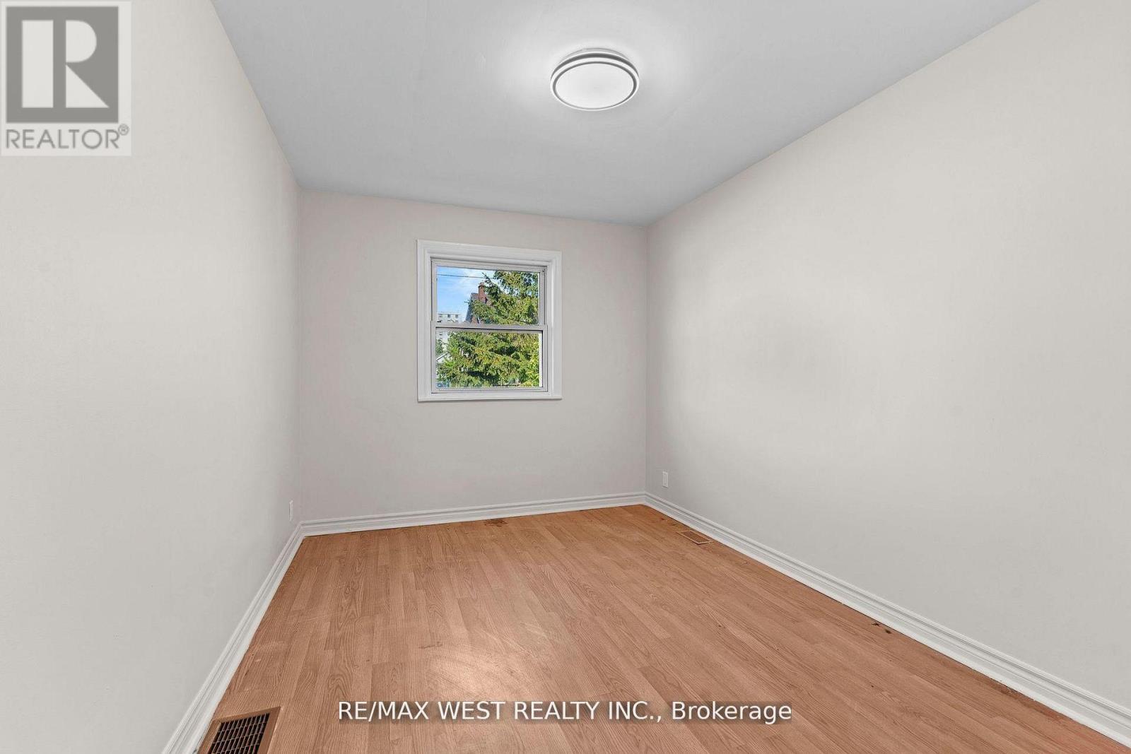Photo 15 of Main 145 First Avenue, Kingston ON