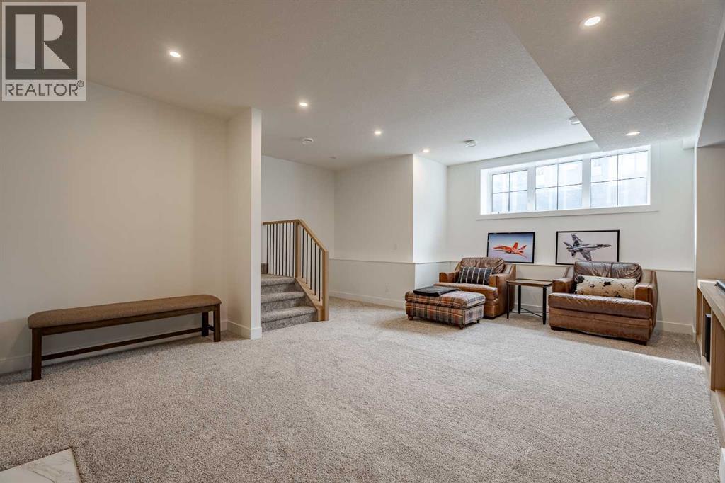 Photo 31 of 2510 17 Street Nw, Calgary AB
