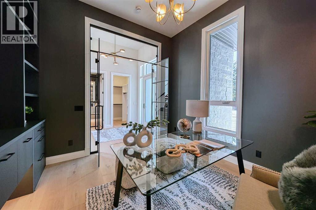 Single Family House for Sale in  Bow Crescent NW Bowness Calgary 