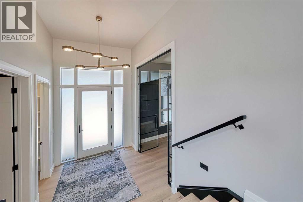 Single Family House for Sale in  Bow Crescent NW Bowness Calgary 