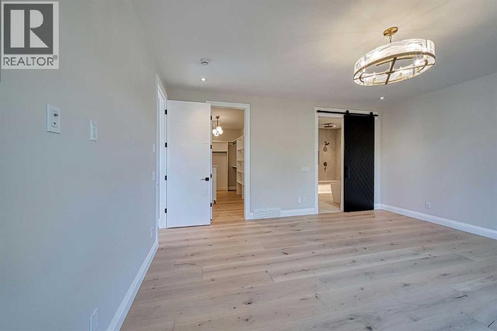 Single Family House for Sale in  Bow Crescent NW Bowness Calgary 