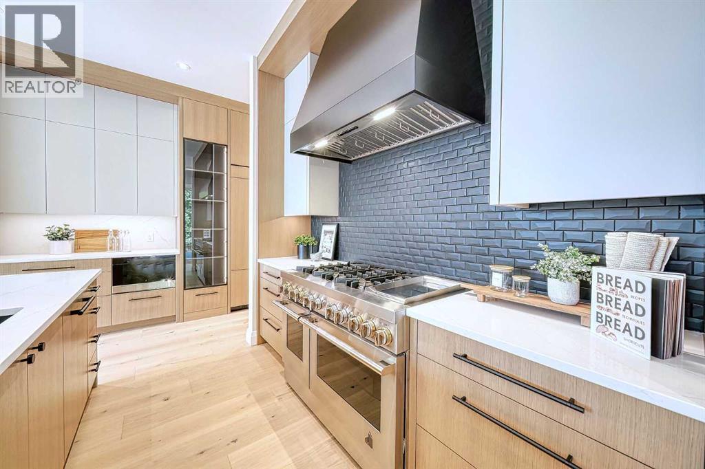 Single Family House for Sale in  Bow Crescent NW Bowness Calgary 