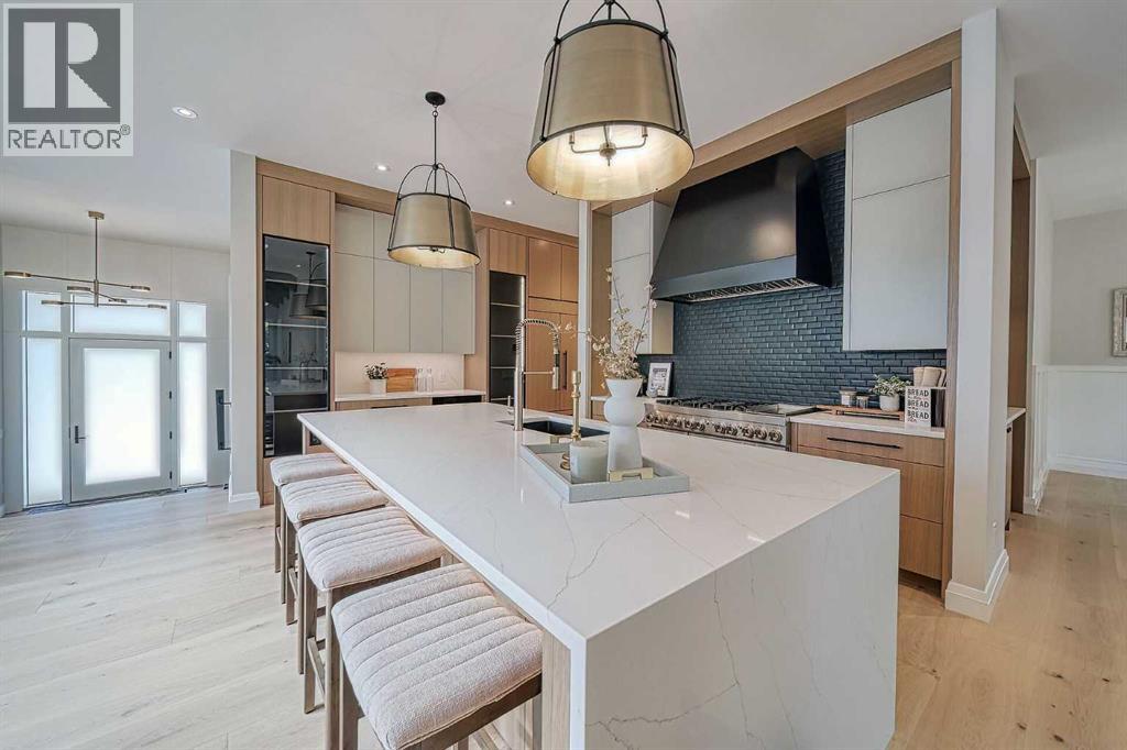 Single Family House for Sale in  Bow Crescent NW Bowness Calgary 