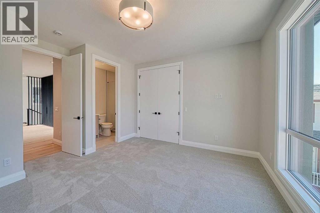 Single Family House for Sale in  Bow Crescent NW Bowness Calgary 