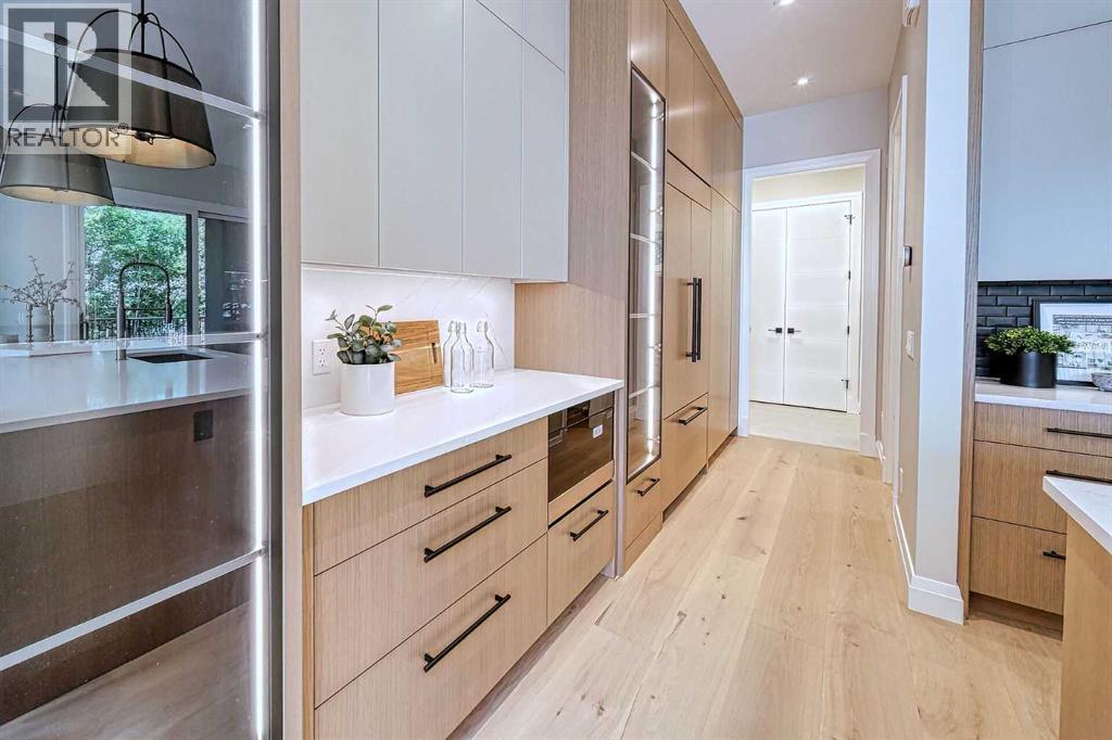 Single Family House for Sale in  Bow Crescent NW Bowness Calgary 