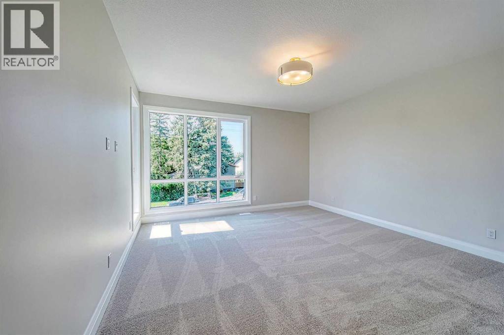 Single Family House for Sale in  Bow Crescent NW Bowness Calgary 