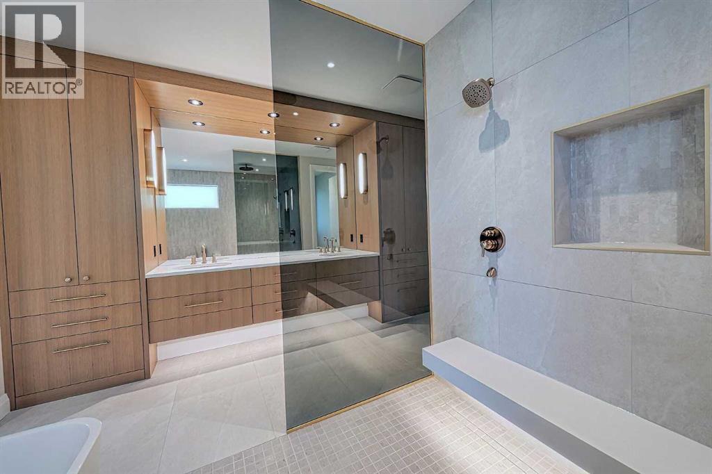 Single Family House for Sale in  Bow Crescent NW Bowness Calgary 