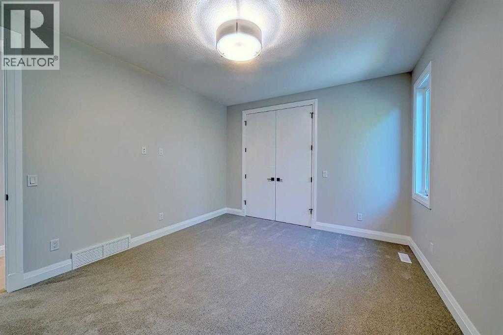 Single Family House for Sale in  Bow Crescent NW Bowness Calgary 