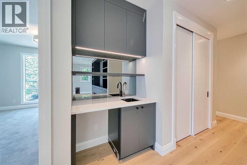 Single Family House for Sale in  Bow Crescent NW Bowness Calgary 