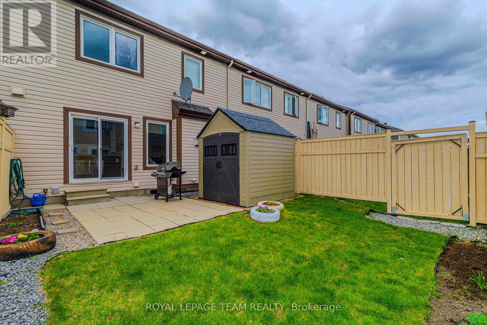 Photo 21 of 466 Meadowhawk Crescent, Ottawa ON