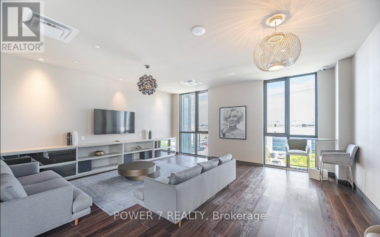 Photo 16 of 1801 10 Honeycrisp Crescent, Vaughan ON