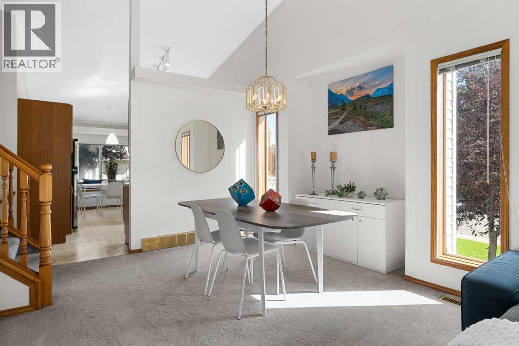 Photo 6 of 305 Douglasbank Court Se, Calgary AB
