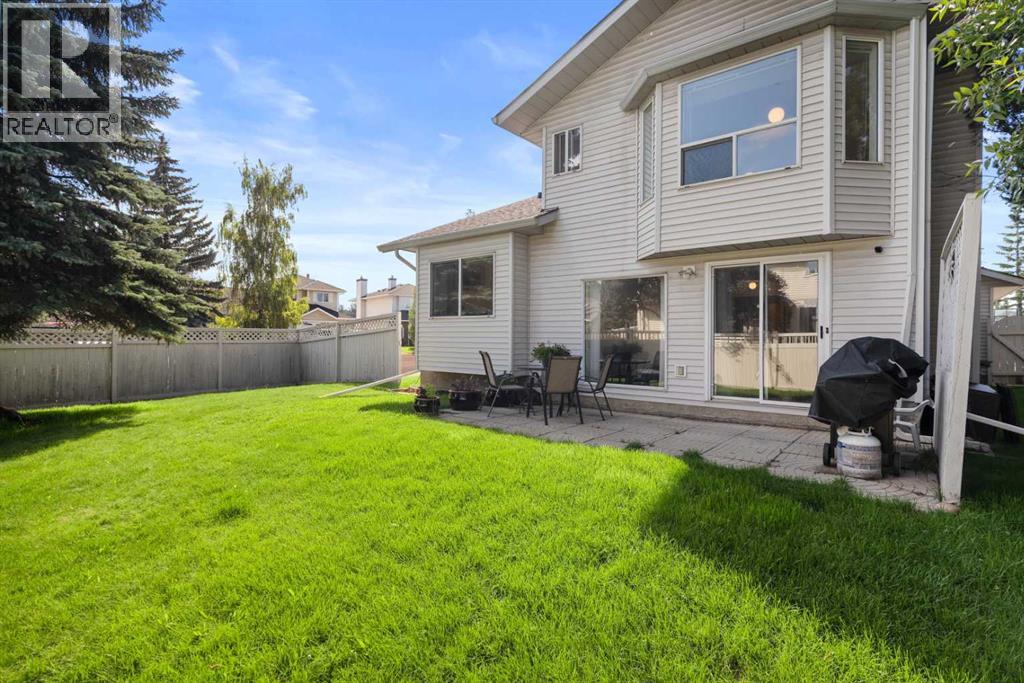 Photo 38 of 305 Douglasbank Court Se, Calgary AB