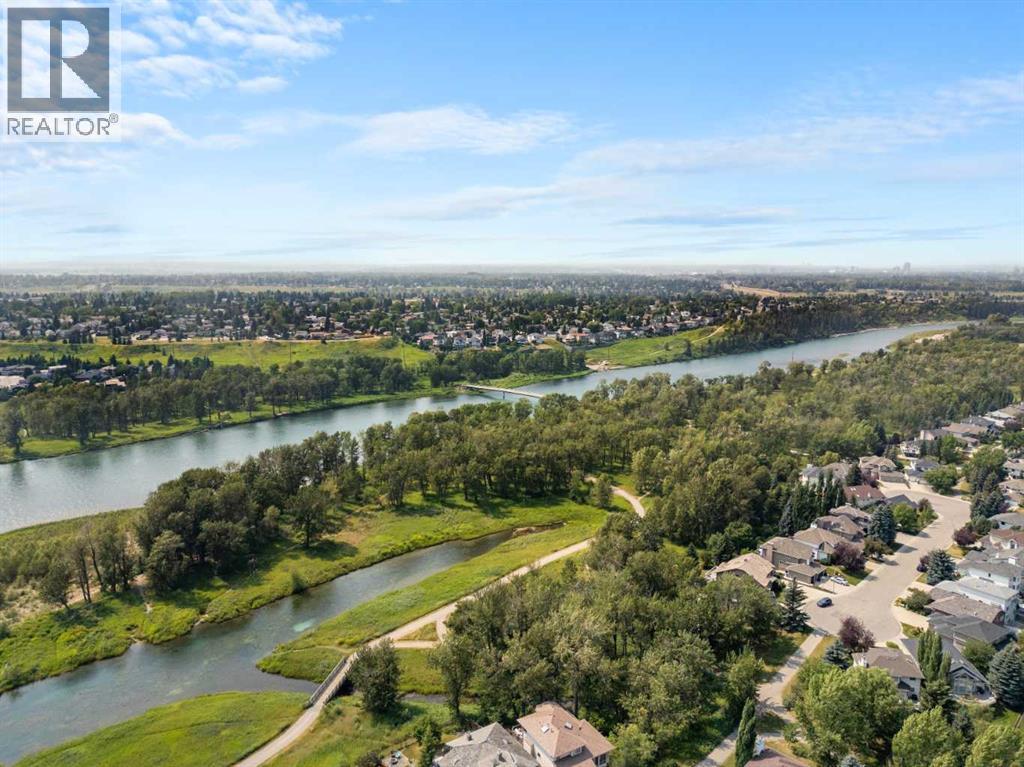 Photo 45 of 305 Douglasbank Court Se, Calgary AB