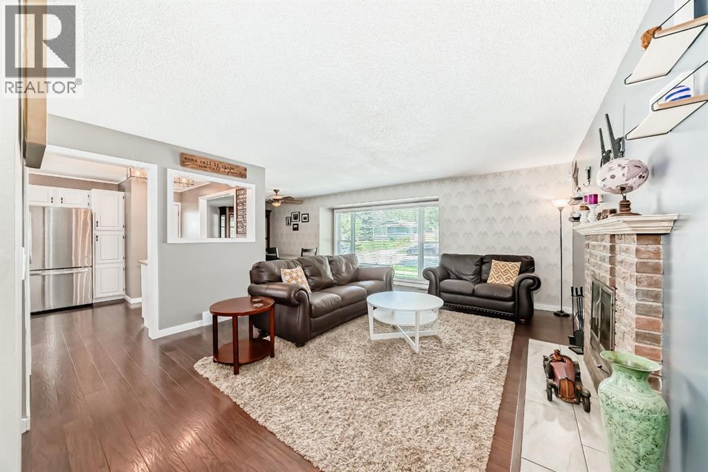 Photo 18 of 316 Banister Drive, Okotoks AB