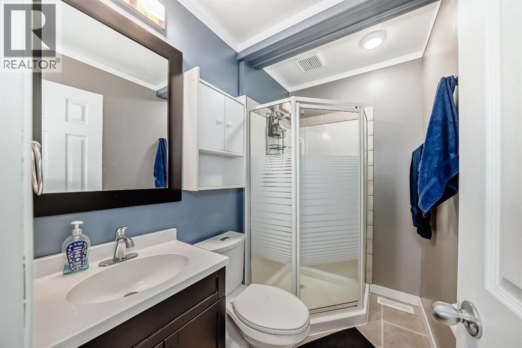 Photo 23 of 316 Banister Drive, Okotoks AB