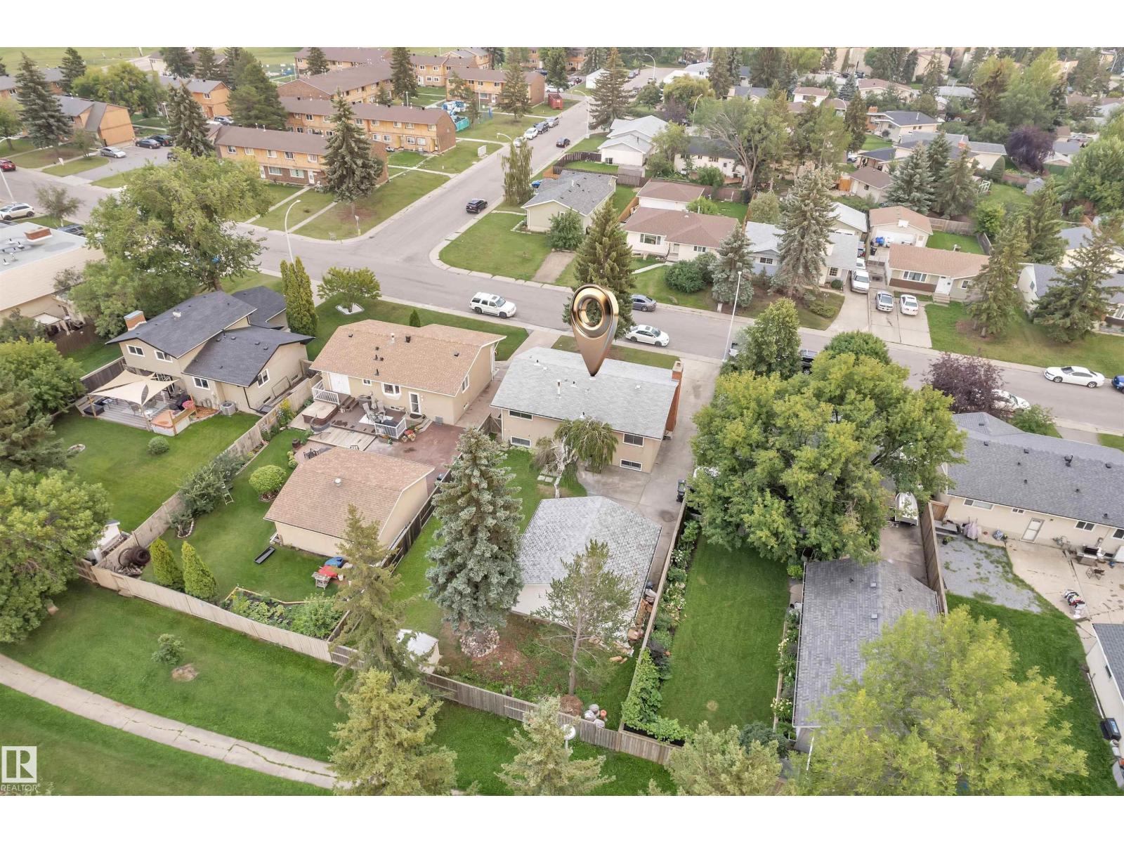 Photo 37 of 132 Richfield Rd Nw, Edmonton AB