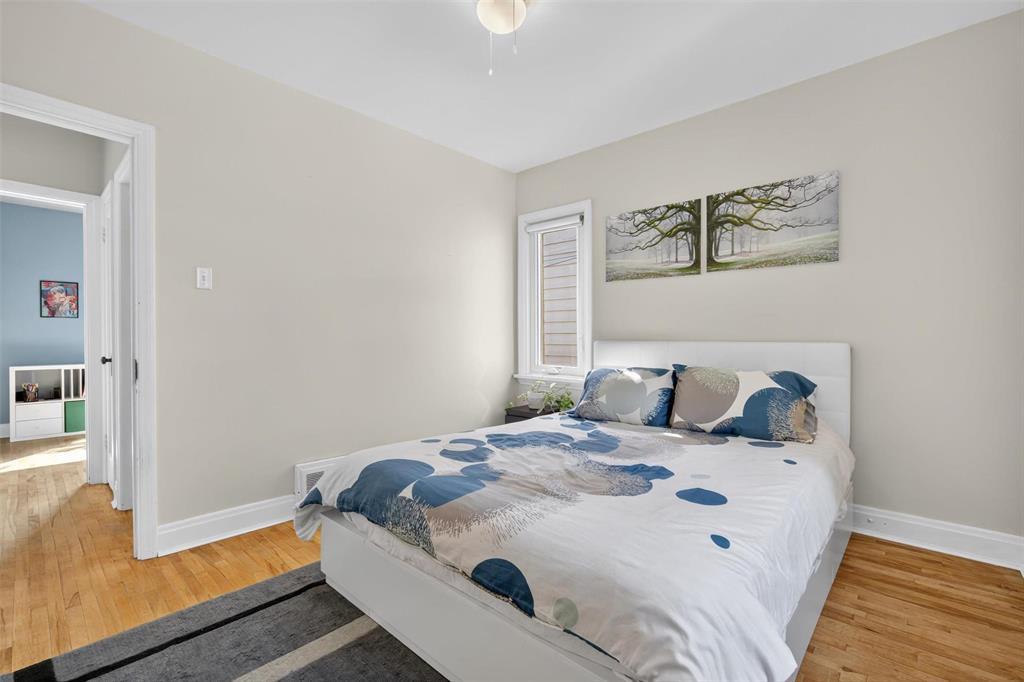 Photo 15 of 152 Renfrew Street, Winnipeg MB