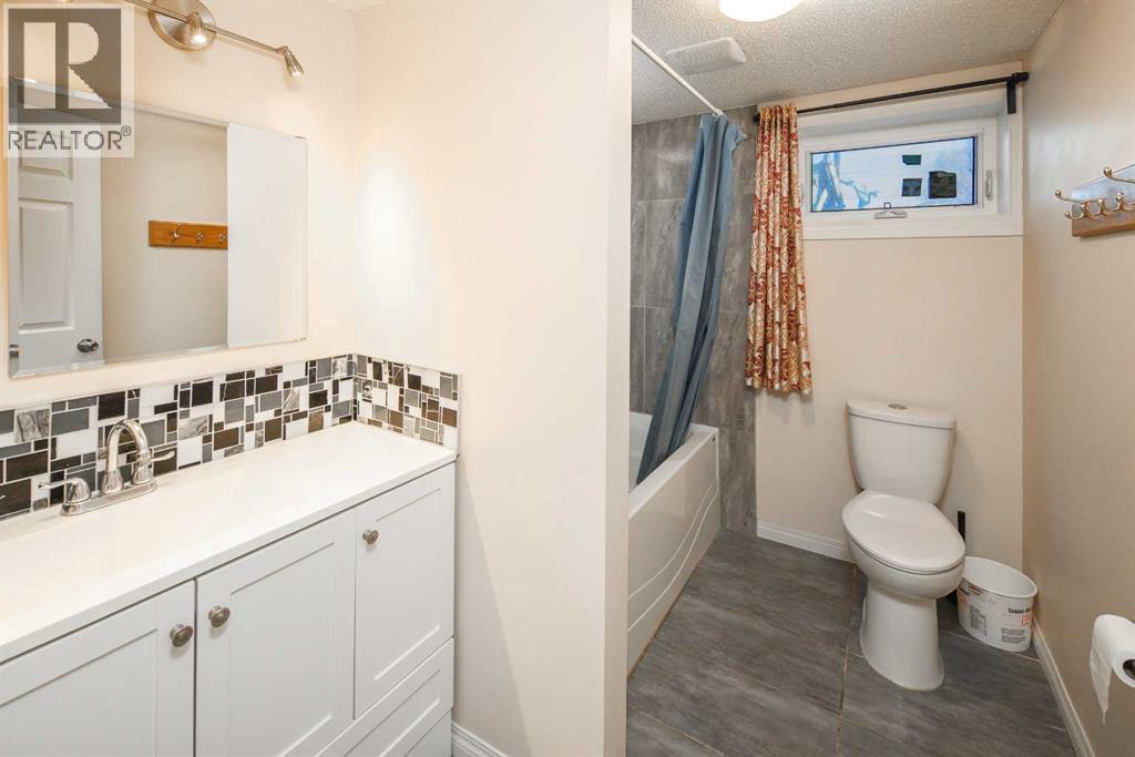 Single Family House Bungalow for Sale in  Thorncliffe Drive NW Thorncliffe Calgary 
