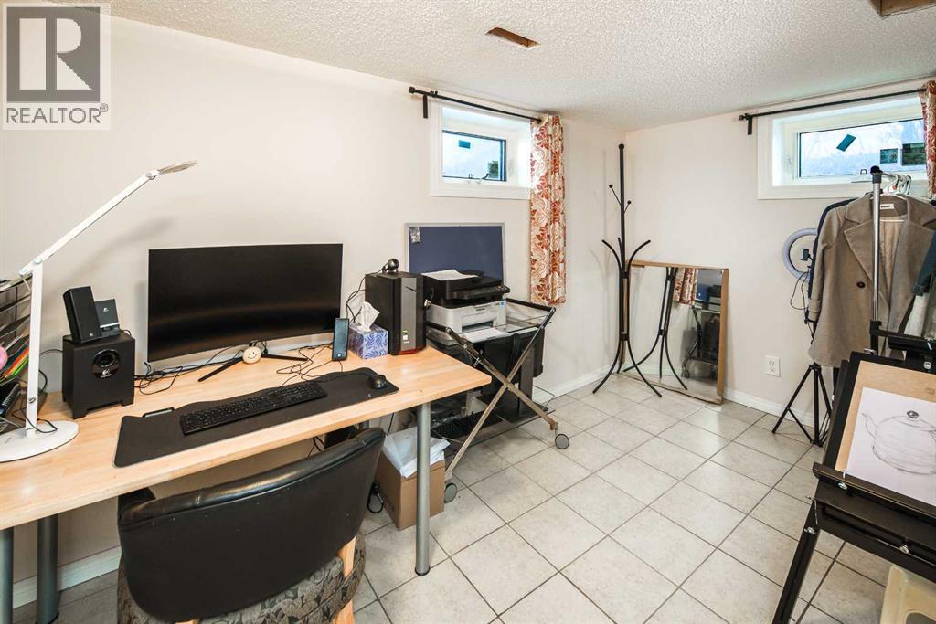 Single Family House Bungalow for Sale in  Thorncliffe Drive NW Thorncliffe Calgary 