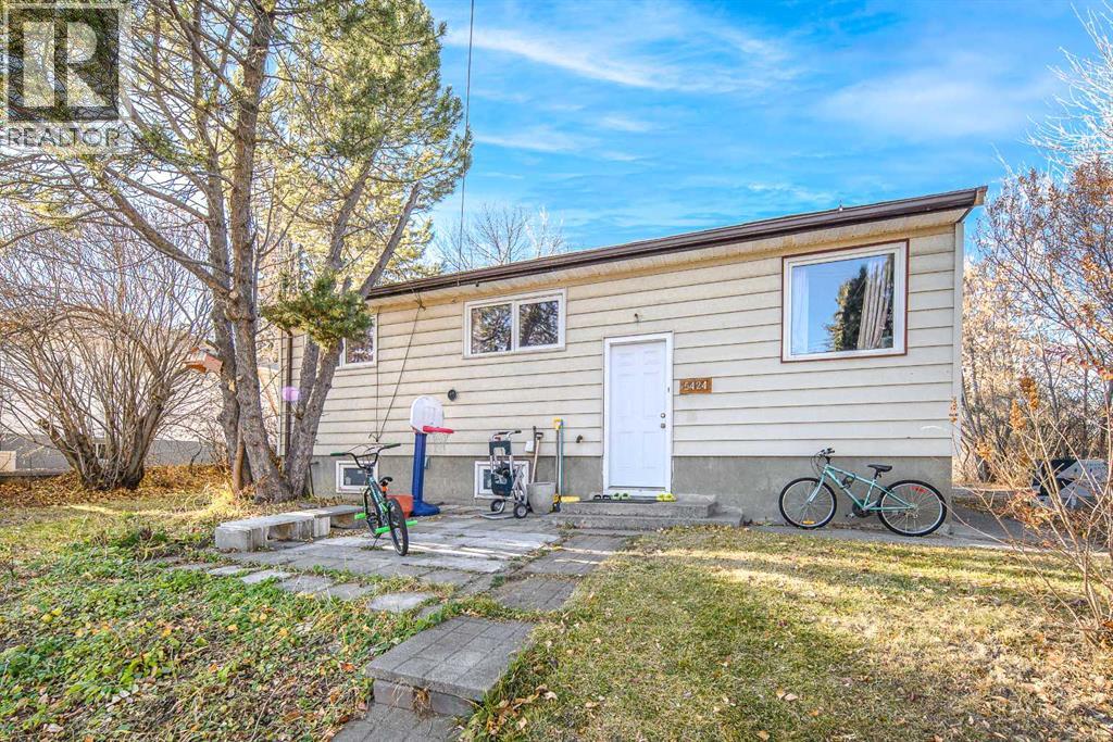 Single Family House Bungalow for Sale in  Thorncliffe Drive NW Thorncliffe Calgary 