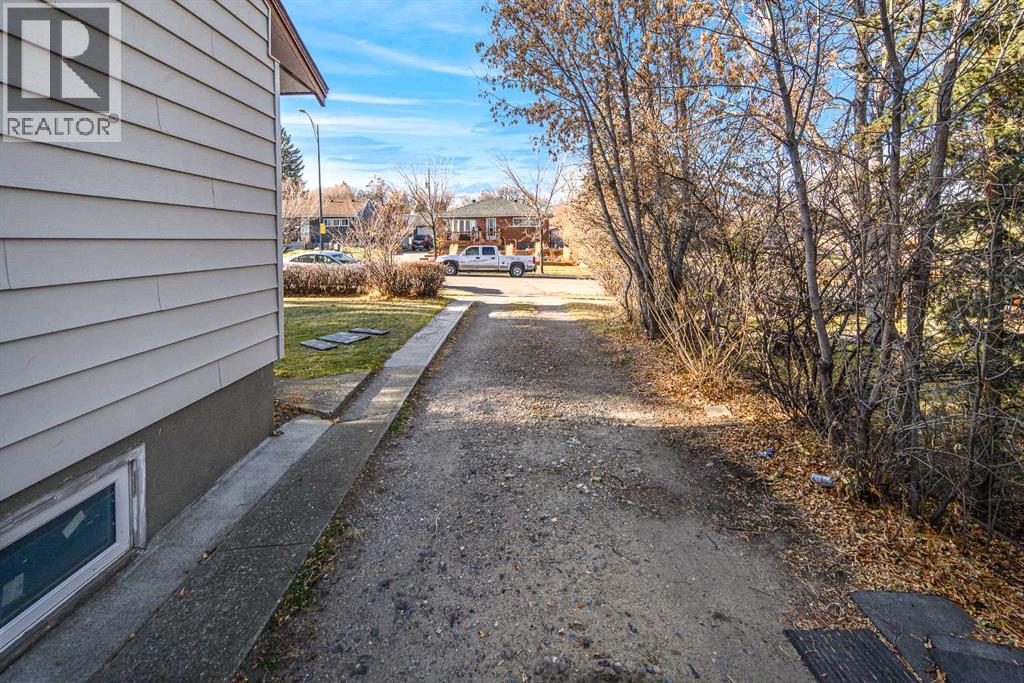 Single Family House Bungalow for Sale in  Thorncliffe Drive NW Thorncliffe Calgary 