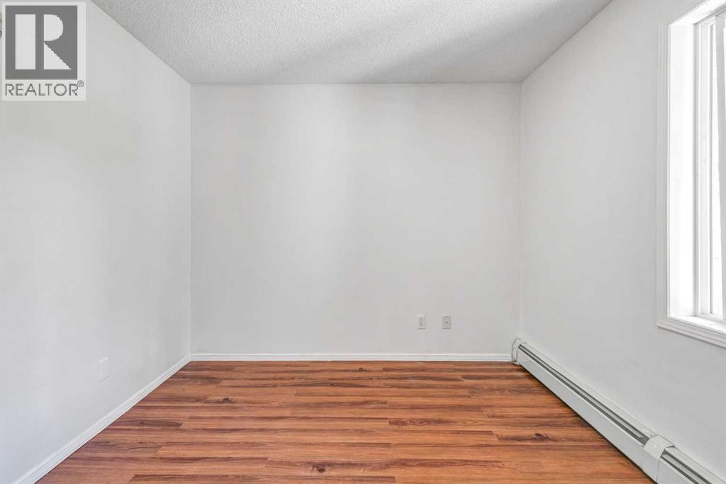 Single Family House for Sale in   Somervale Court SW Somerset Calgary 