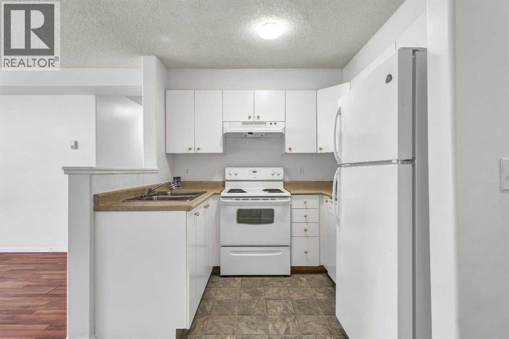 Single Family House for Sale in   Somervale Court SW Somerset Calgary 