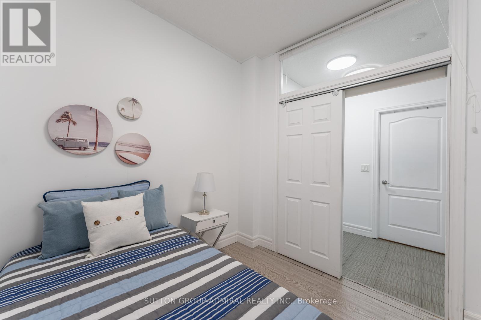 Photo 17 of 116 48 Suncrest Boulevard, Markham ON